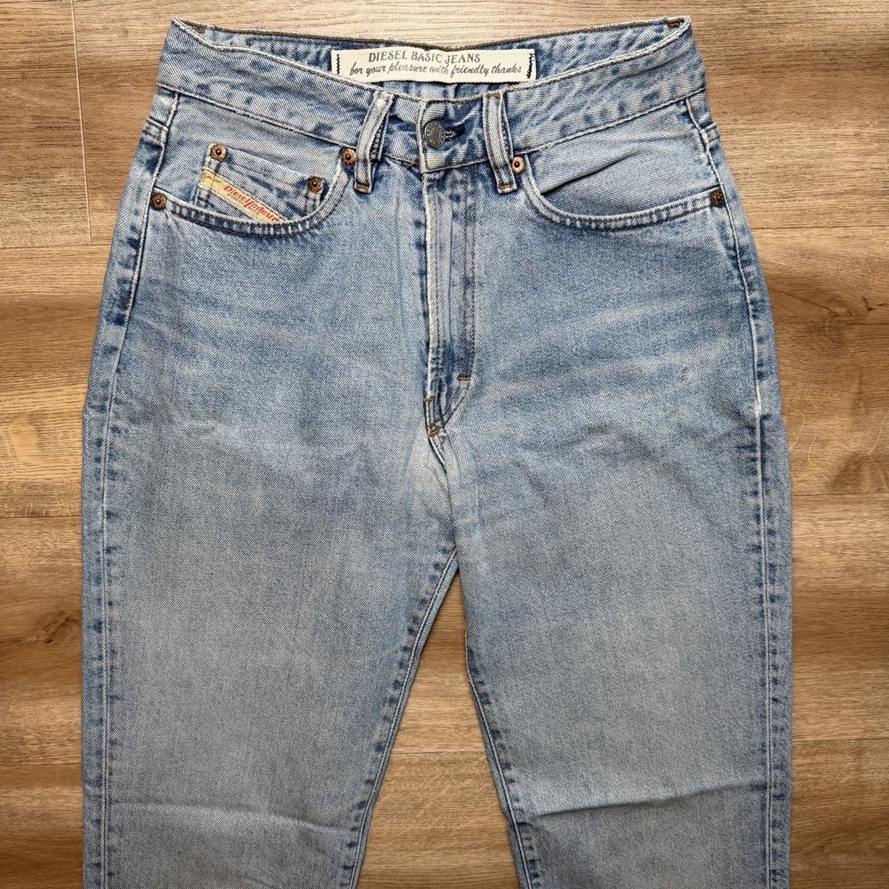 Diesel Jeans Adult 26x32 Blue Regular Tapered Leg Light Wash Denim Y2K (Tag‎ 29)